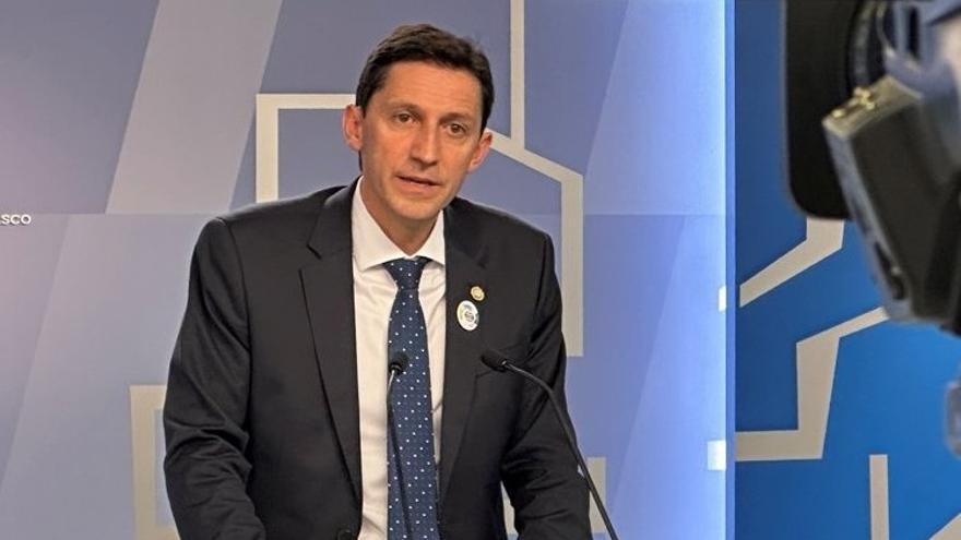 El consejero de Hacienda y Finanzas, Noël d'Anjou.