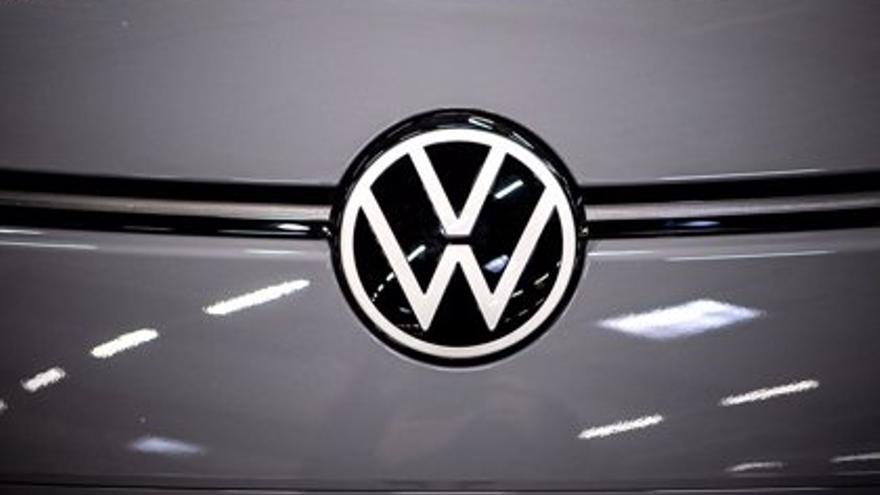 Logo de la empresa alemana de automóviles Volkswagen