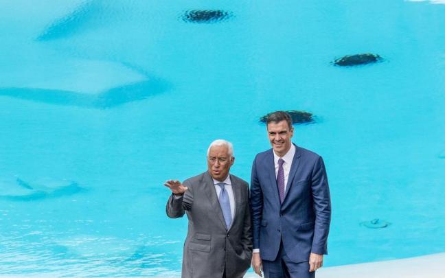 Pedro Sánchez junto al primer ministro de la República Portuguesa, Antonio Costa.