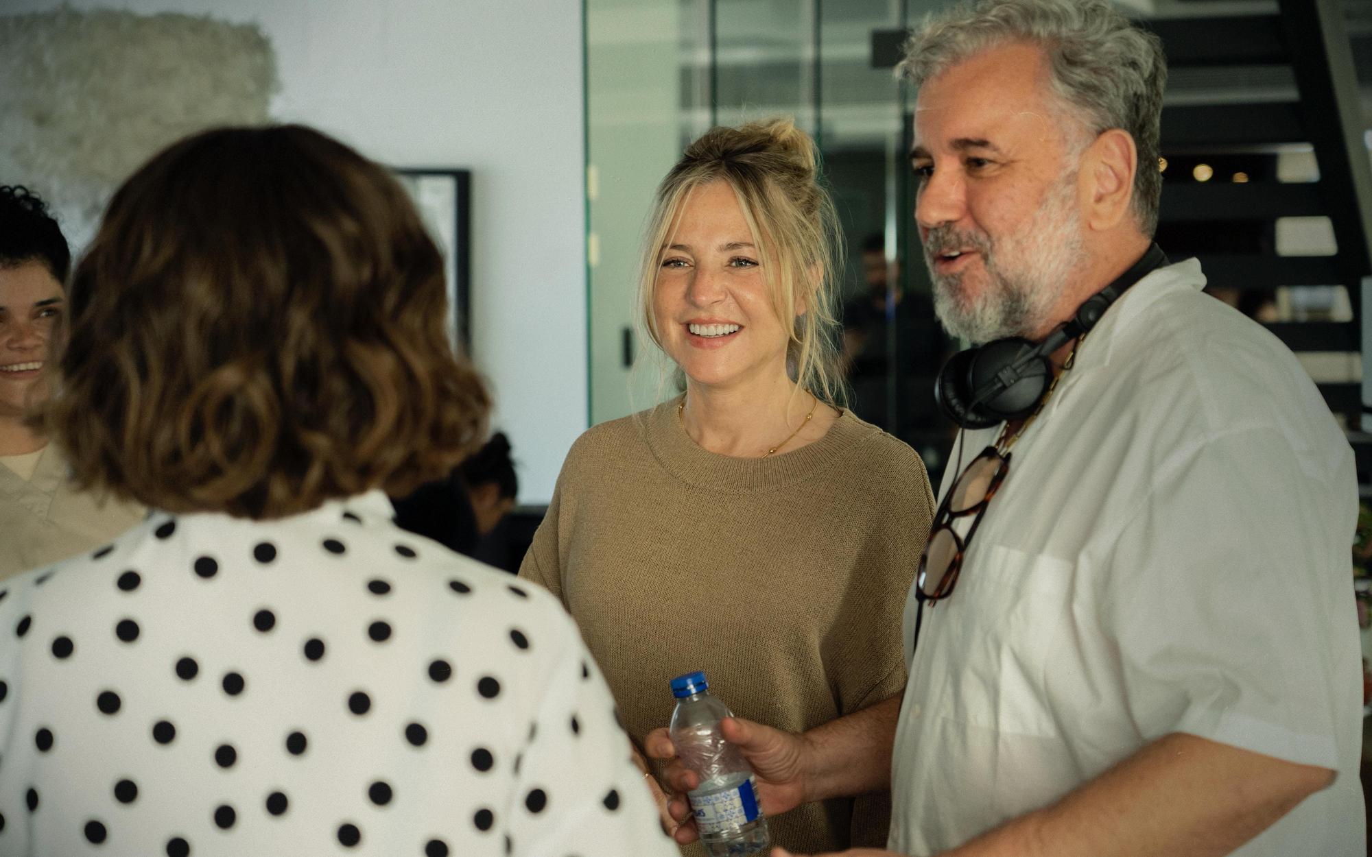 Félix Sabroso junto a Pilar Castro.