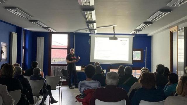 Una de las charlas impartidas en Gautegiz Arteaga