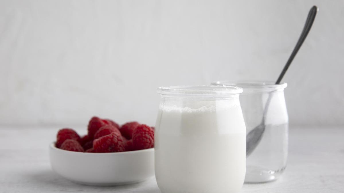 Productos como la leche y los yogures no se congelan bien.