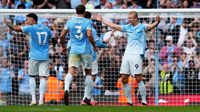 Los jugadores del Manchester City celebran un gol de la presente temporada.
