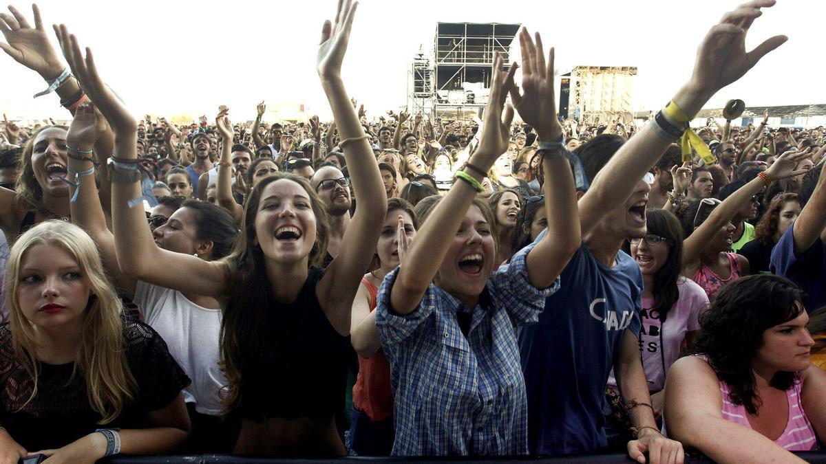 Público en el Arenal Sound.
