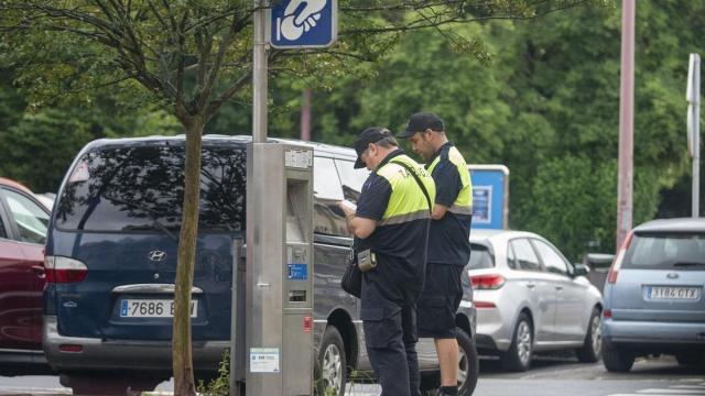 Trabajadores de la OTA en Zarautz.