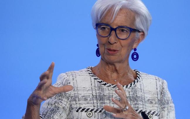 La presidenta del BCE, Christine Lagarde, intervenía ante los medios tras la reunión del Consejo de Gobierno del banco el pasado jueves en Frankfurt. La presidenta del BCE, Christine Lagarde, intervenía ante los medios tras la reunión del Consejo de Gobierno del banco el pasado jueves en Frankfurt.