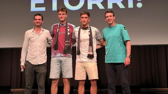 Igor Emery, presidente del Consejo de Administración del Real Unión Club, Gaizka Martínez, Aitor Galarza y Unai Emery, entrenador del Aston Villa