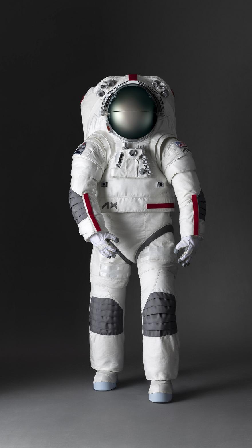 Así luce el Prada Spacesuit Mockup con el que los astronautas volverán a la Luna.