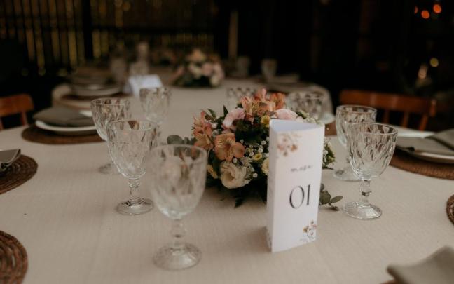 Imagen de archivo de un banquete de boda.
