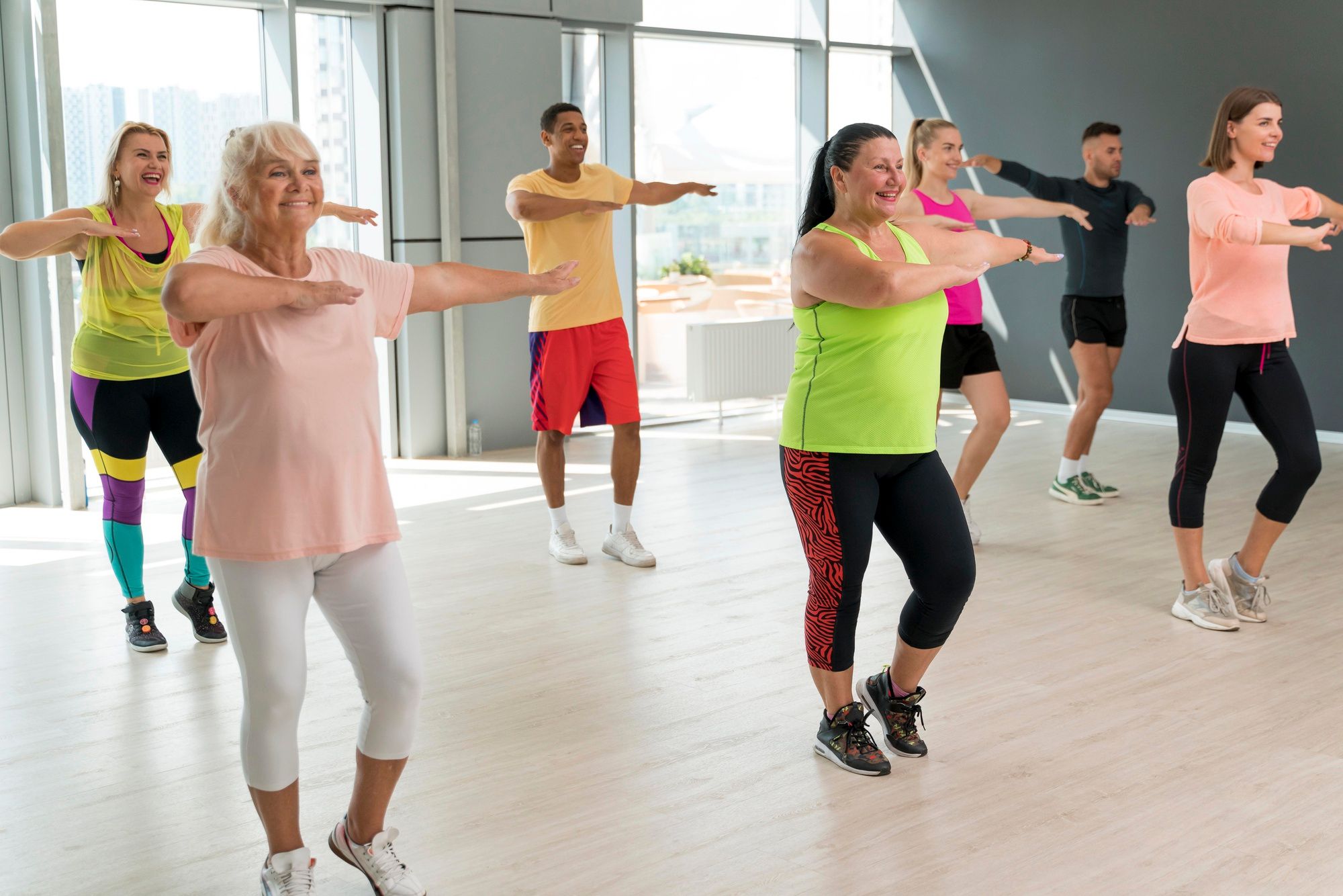 Clase de baile para un público adulto.