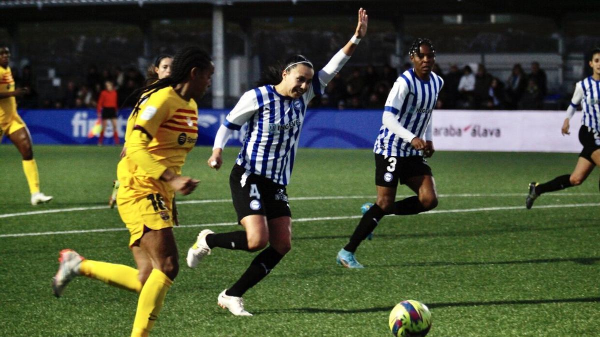 Duelo entre las Gloriosas y el Barça Femení.