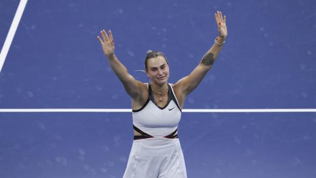 Aryna Sabalenka celebra su triunfo en el US Open de 2025.