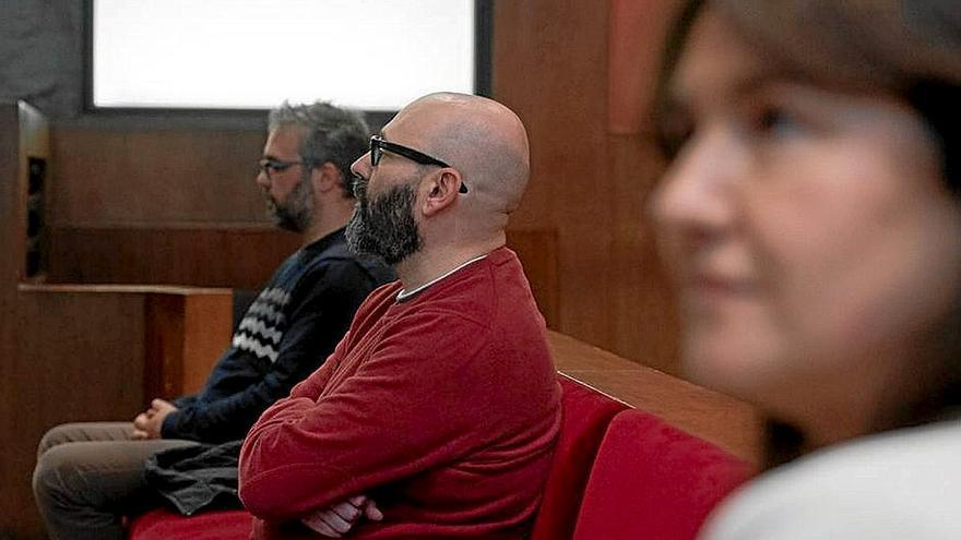 Isaías H, el ‘amigo’ a quien Laura Borràs encargaba hacer las adjudicaciones, durante el juicio. | FOTO: E. PRESS