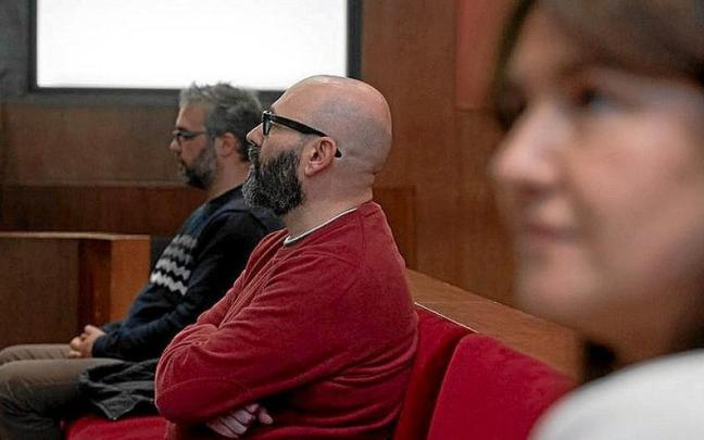 Isa&iacute;as H, el &lsquo;amigo&rsquo; a quien Laura Borr&agrave;s encargaba hacer las adjudicaciones, durante el juicio. | FOTO: E. PRESS