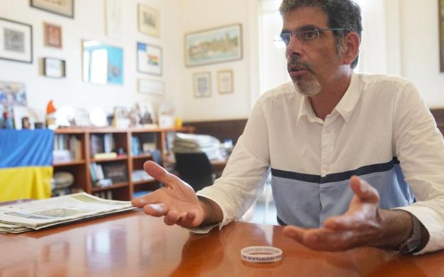 Eneko Goia, en su despacho durante la entrevista