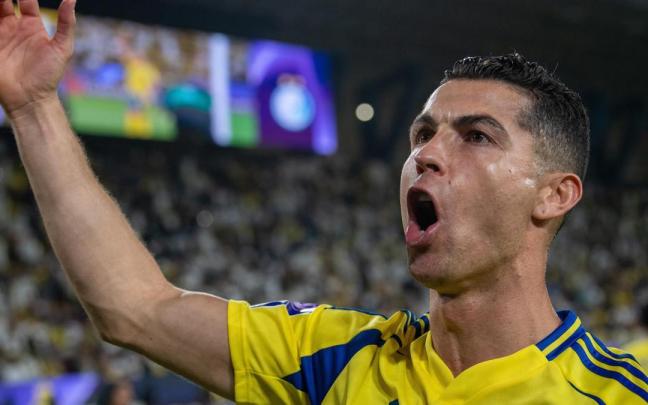 Cristiano Ronaldo celebra un tanto frente al Esteghlal
