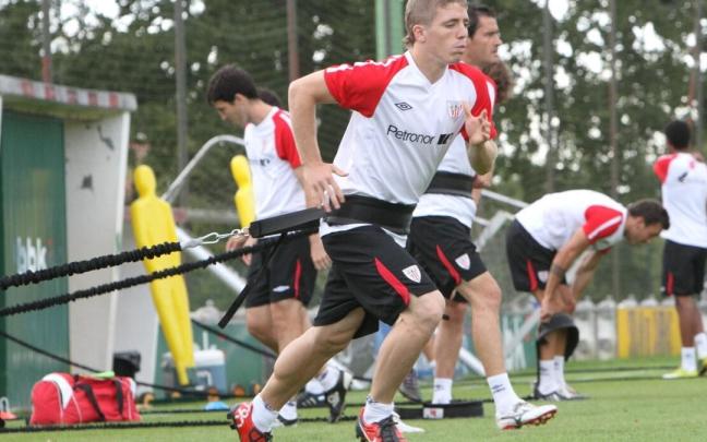 Imagen de archivo de Iker Muniain en un entrenamiento Imagen de archivo de Iker Muniain en un entrenamiento