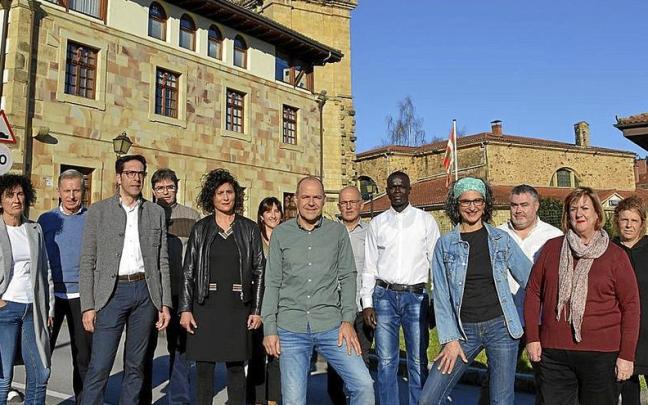 El PNV presenta su equipo para Iurreta El PNV presenta su equipo para Iurreta