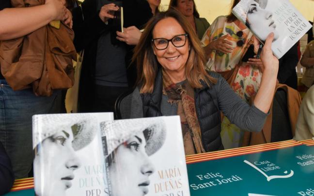 La escritora María Dueñas.