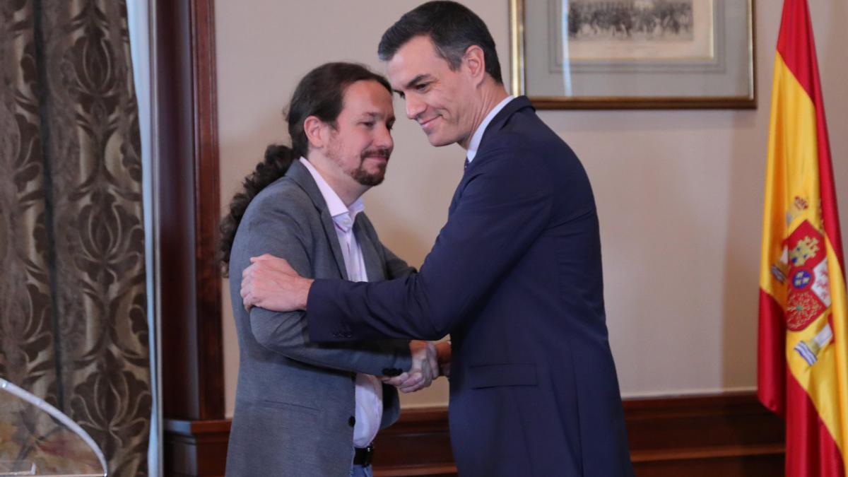 Iglesias y Sánchez sellan el Gobierno de coalición en 2019