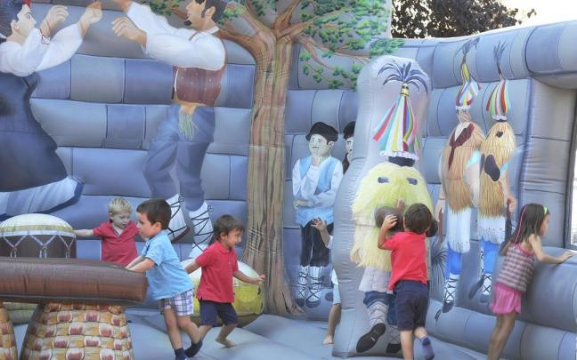 El Gobierno vasco, como cada año, se suma a la celebración del Día Mundial de la Infancia de la Organización de las Naciones Unidas.