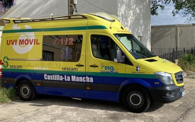 Ambulancia de emergencias del Sescam.