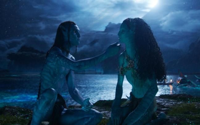 Del director James Cameron, llega 'Avatar: Fire and Ash'.