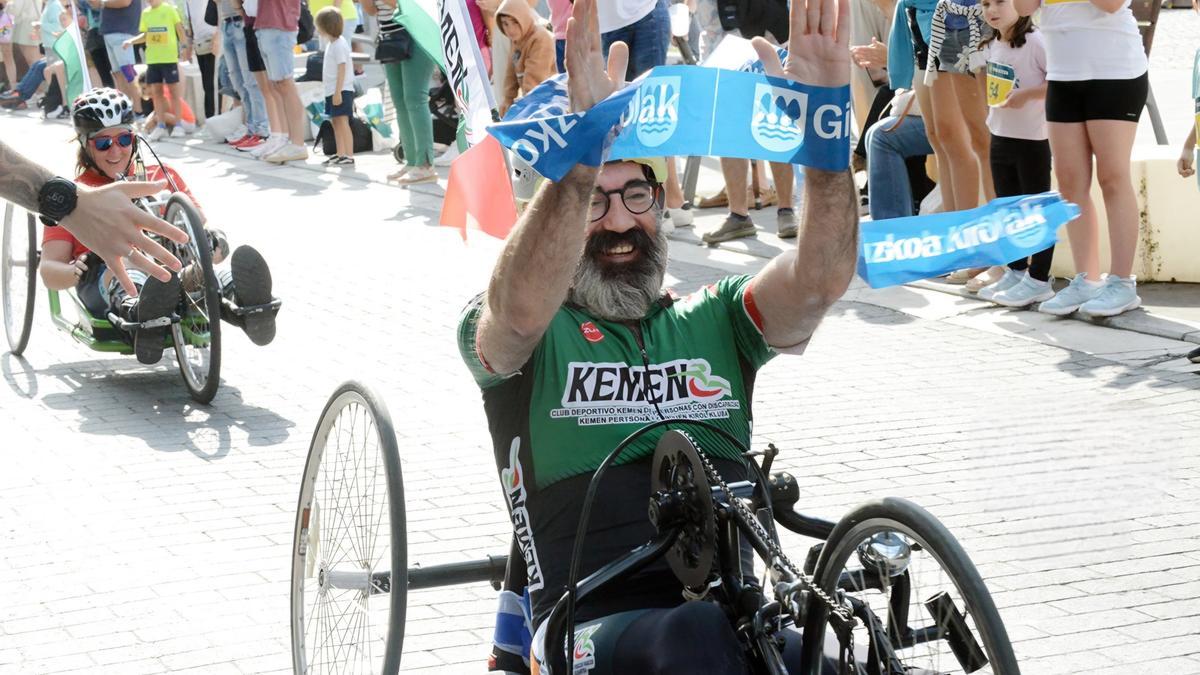 Participantes en handbike