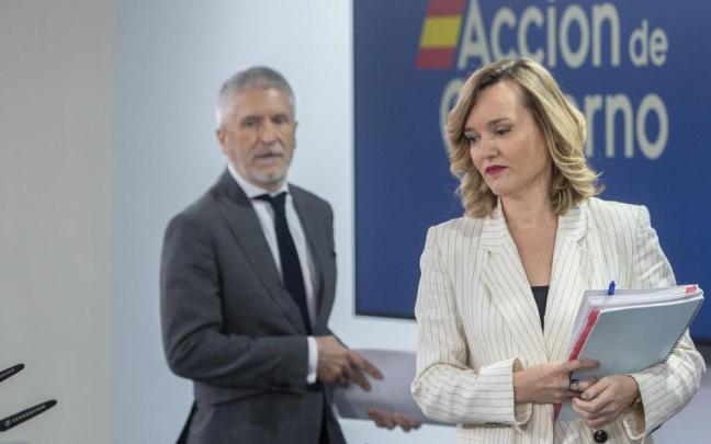 La portavoz del Gobierno, Pilar Alegría, junto a Grande-Marlaska en la rueda de prensa posterior al Consejo de Ministros. / EP La portavoz del Gobierno, Pilar Alegría, junto a Grande-Marlaska en la rueda de prensa posterior al Consejo de Ministros.