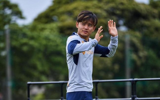 Take Kubo durante el entrenamiento de la Real Sociedad en Japón. / R.S.