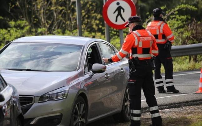 La Ertzaintza realizó 22.726 test de alcoholemia en los cinco primeros meses de este año. La Ertzaintza realizó 22.726 test de alcoholemia en los cinco primeros meses de este año.