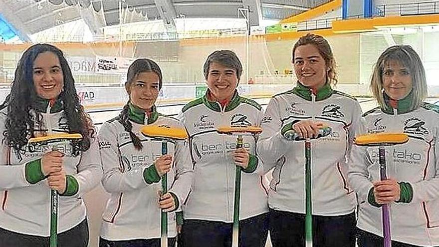 Imagen del equipo femenino del Harrikada.