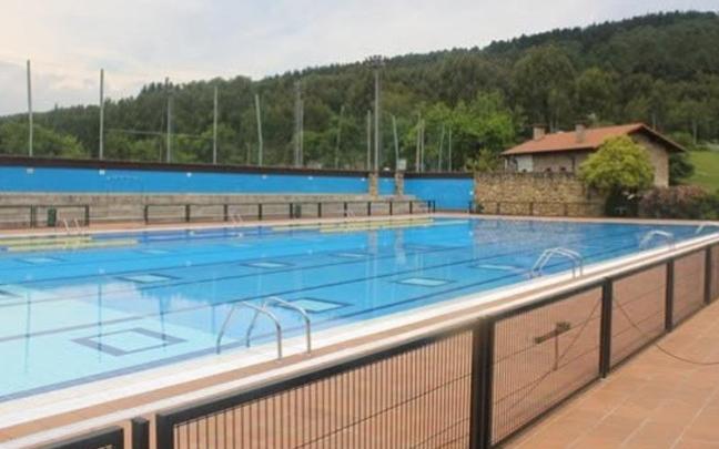 Piscinas al aire libre de Elexalde en Galdakao