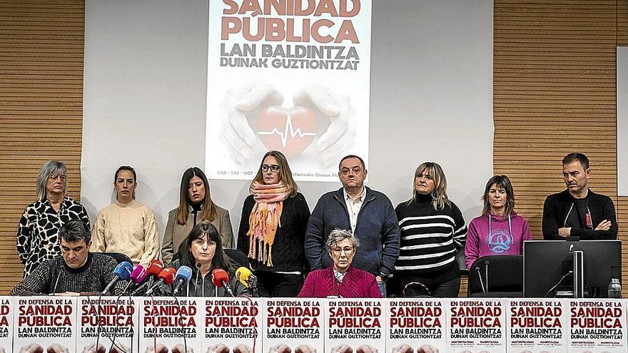 Representantes de los sindicatos que forman parte de la intersindical de Salud.