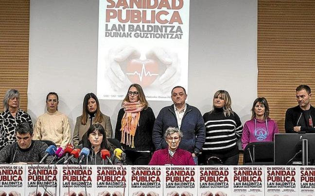 Representantes de los sindicatos que forman parte de la intersindical de Salud.
