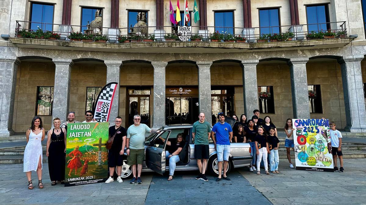 Los protagonistas festivos se han presentado la tarde de este jueves en la Herriko Plaza