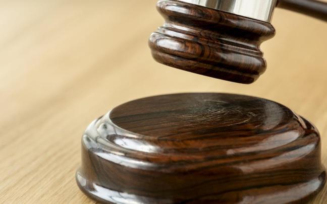 El procedimiento se inició cuando el Tribunal Superior de Justicia de la Comunidad Valenciana trasladó al CGPJ un escrito firmado por siete funcionarios y la letrada de la Administración de Justicia.