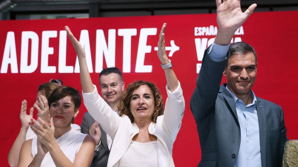 Pedro Sánchez ha estado acompañado de gran parte de los miembros de su Gobierno en la presentación del programa electoral del PSOE.