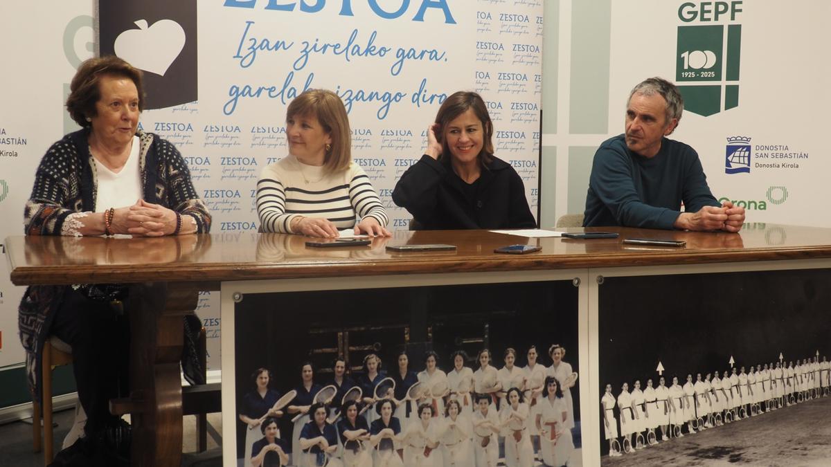 Gloria Arregi, 'Txikita de Aizarna', cerró la presentación con un recorrido por su pasado como raquetista