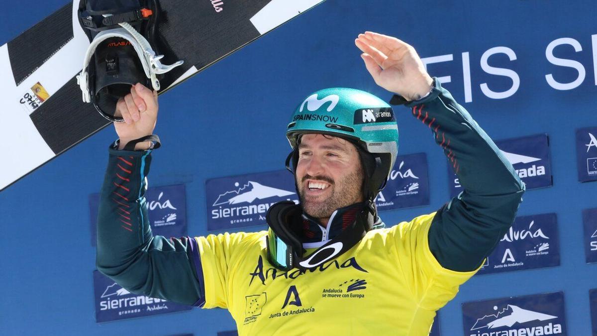 Lucas Eguibar celebra una de sus carreras en la Copa del Mundo.