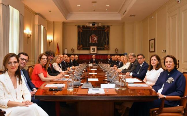 Los nuevos veinte vocales durante el primer pleno del octavo mandato del Consejo General del Poder Judicial. / EP Los nuevos veinte vocales durante el primer pleno del octavo mandato del Consejo General del Poder Judicial.