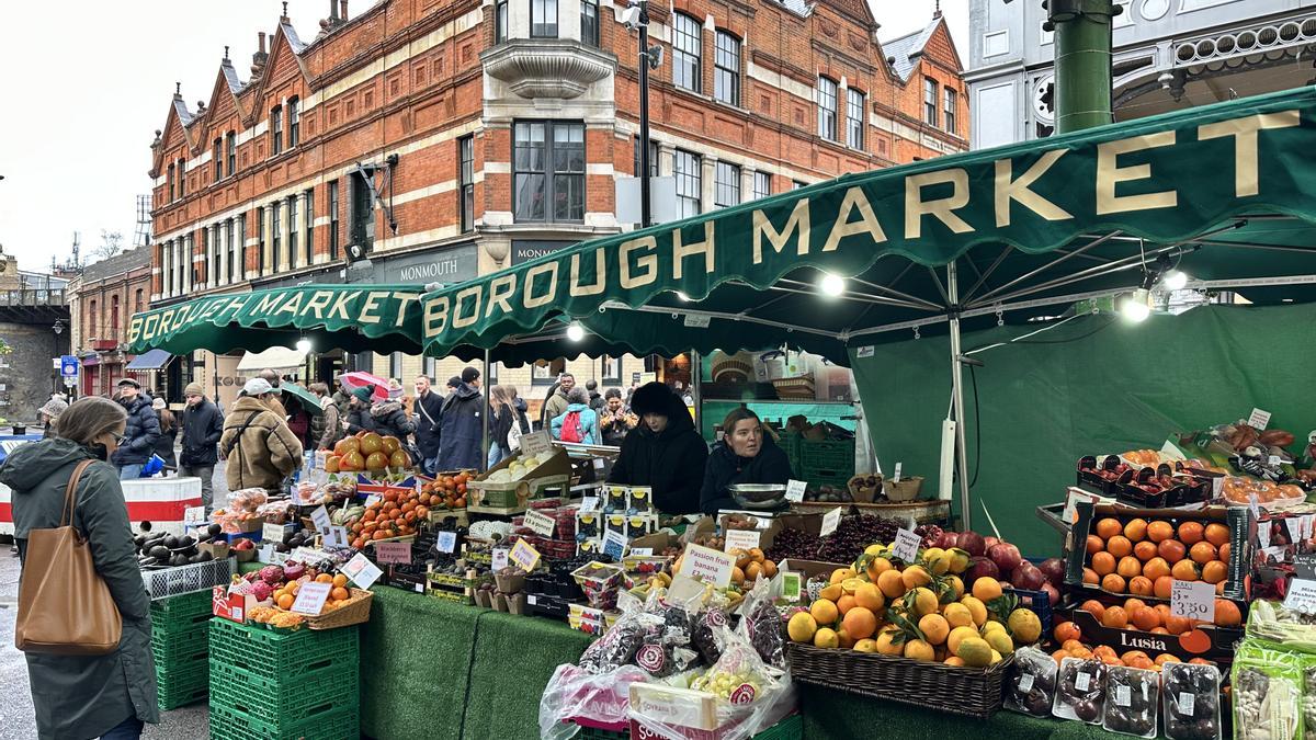 Única frutería en Brough Market.