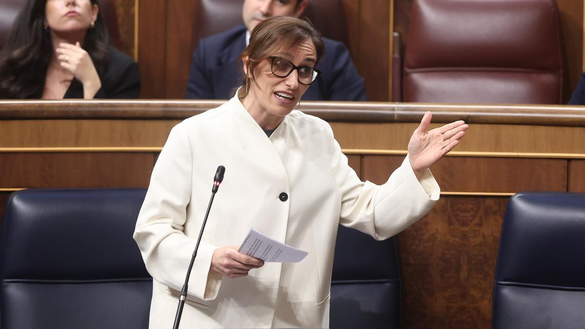 Mónica García, durante su intervención en el Congreso.