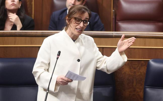 Mónica García, durante su intervención en el Congreso.