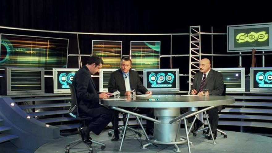 Michael Robinson, Joaquín Ramos Marcos yJosep Pedrerol.