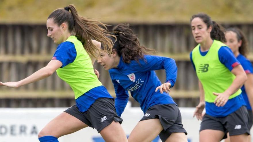 Un entrenamiento del Athletic femenino.