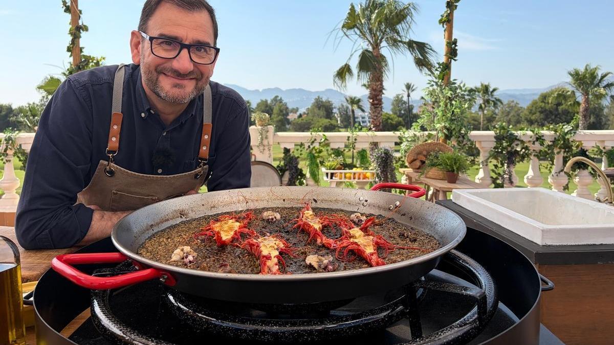 Quique Barrella nos ofrece una receta de arroz con calamares.