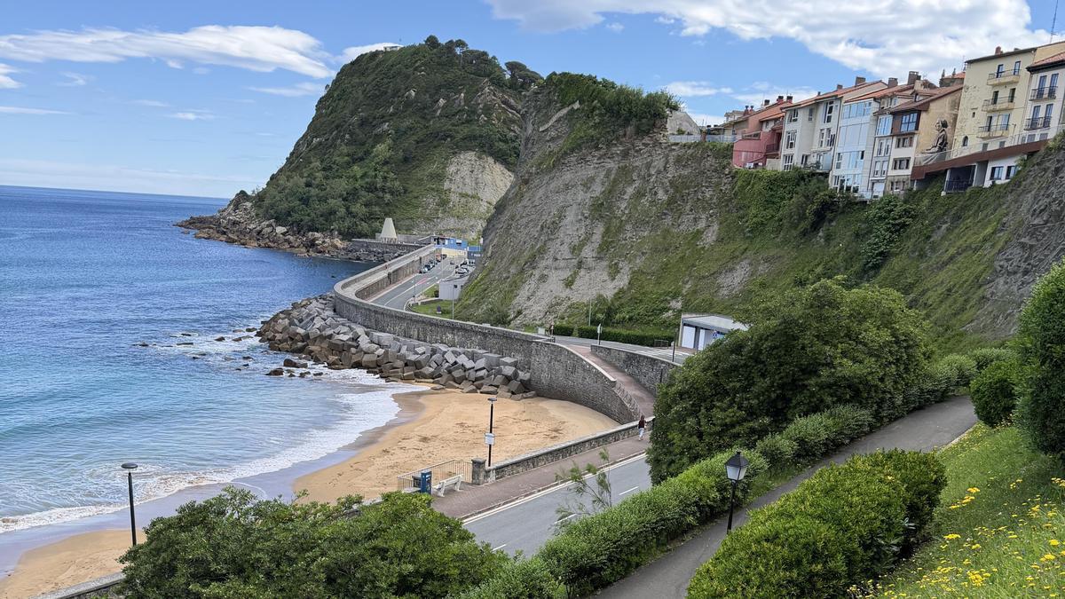Vista del litoral de Getaria.