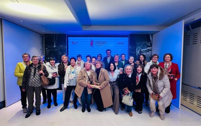 La asociación busturitarra con el premio Zirgari Sariak