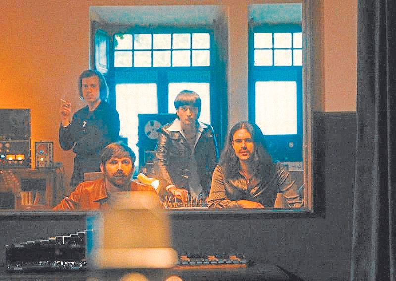 Itoiz taldearen ibilbidea jasotzen du dokumentalak.